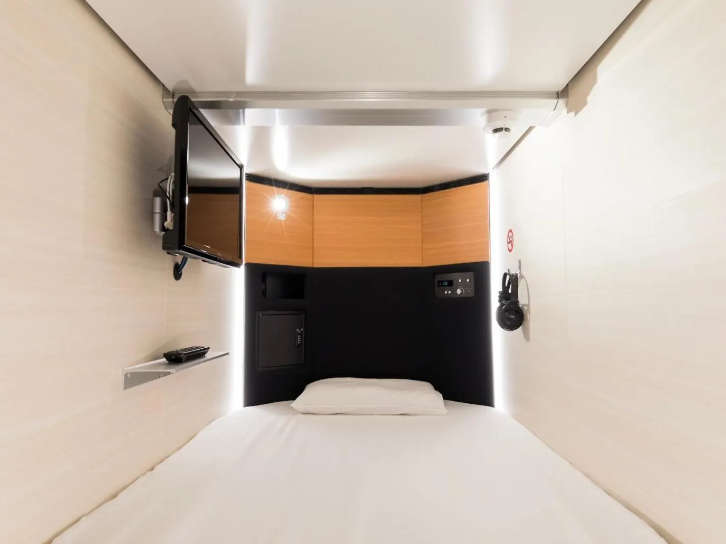 Capsule hotel Glansit Kyoto Kawaramachi Hotel