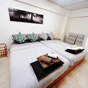 Apartment Shinosaka Station Gateway: Quick Access To Kansai & Attractions Japan