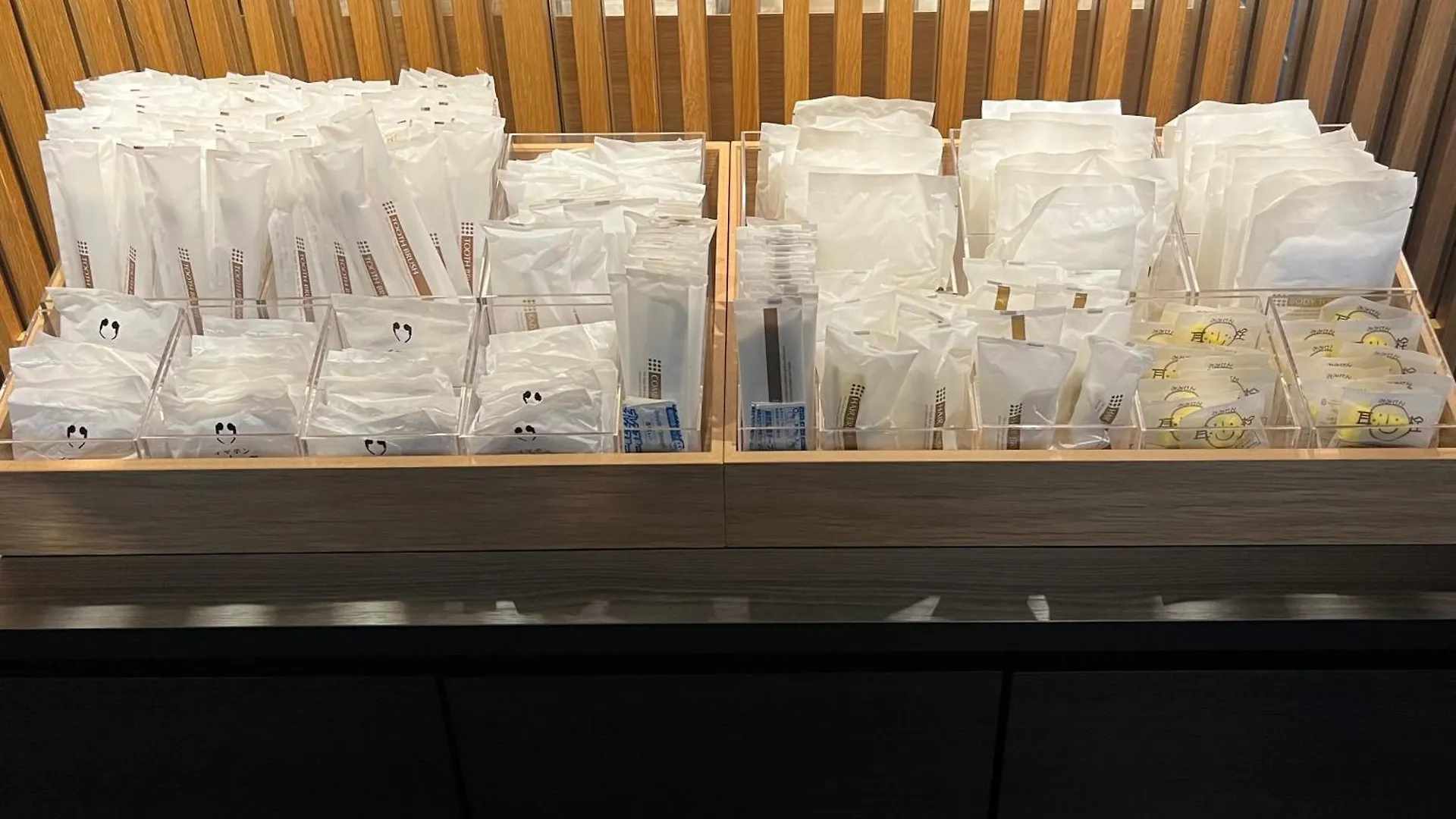 Kapselhotell Glansit Kyoto Kawaramachi Hotell
